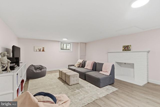 2024 N KENTUCKY ST, Arlington, VA 22205