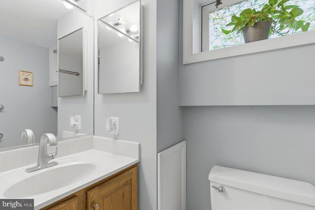 2024 N KENTUCKY ST, Arlington, VA 22205