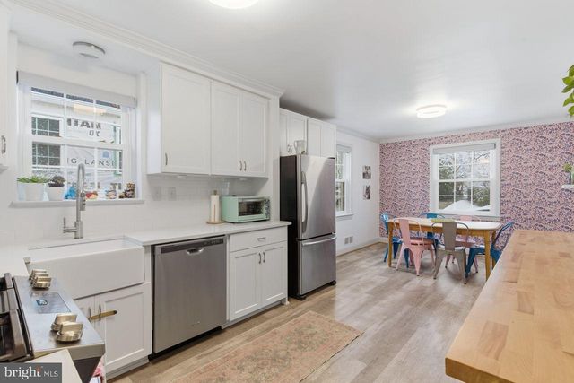 2024 N KENTUCKY ST, Arlington, VA 22205