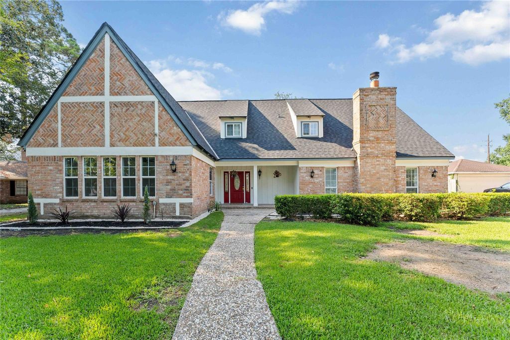 7607 Theisswood Road, Spring, TX 77379