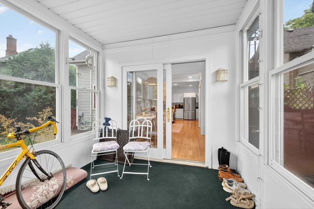 3035 Irving Avenue S, Minneapolis, MN 55408