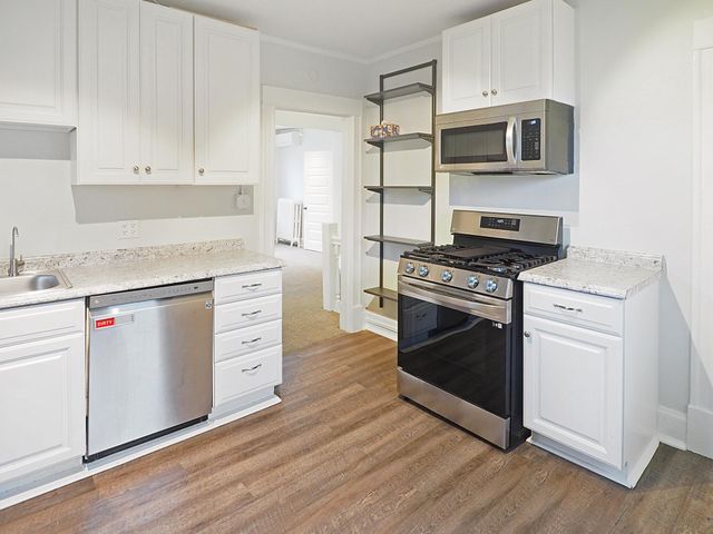 3035 Irving Avenue S, Minneapolis, MN 55408