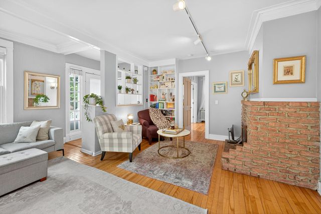 3035 Irving Avenue S, Minneapolis, MN 55408