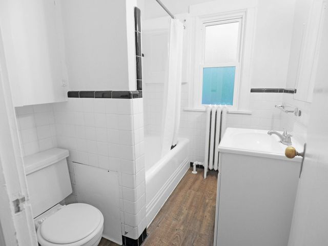 3035 Irving Avenue S, Minneapolis, MN 55408