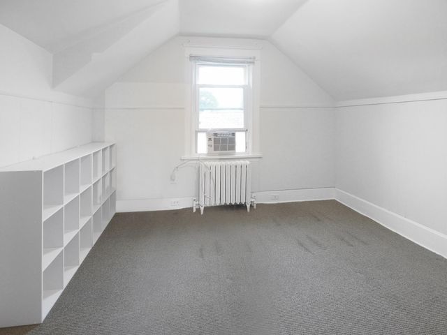 3035 Irving Avenue S, Minneapolis, MN 55408