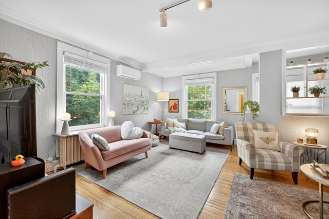 3035 Irving Avenue S, Minneapolis, MN 55408