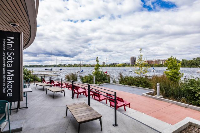 3035 Irving Avenue S, Minneapolis, MN 55408