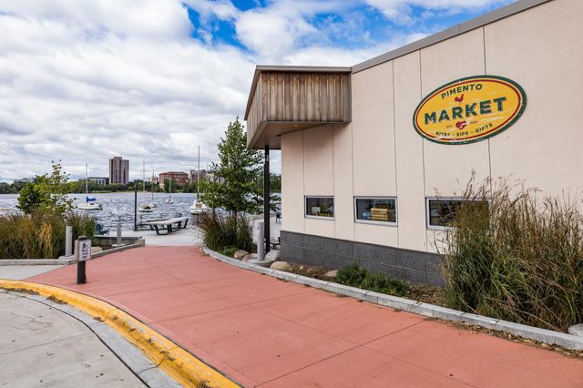 3035 Irving Avenue S, Minneapolis, MN 55408