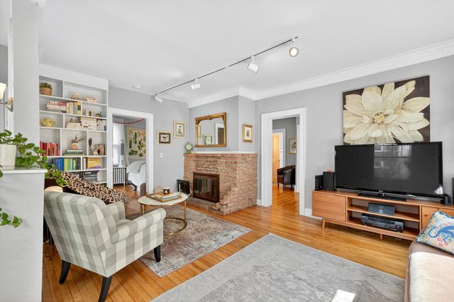 3035 Irving Avenue S, Minneapolis, MN 55408