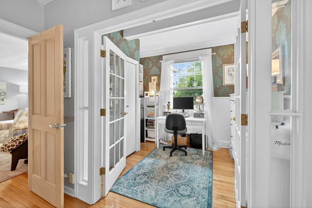 3035 Irving Avenue S, Minneapolis, MN 55408