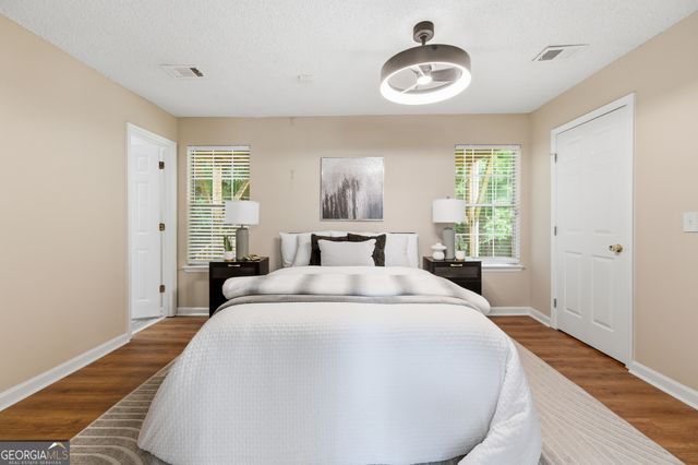 2270 Goodwood Boulevard SE, Smyrna, GA 30080