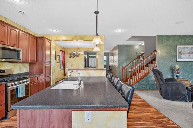 1779 Fescue Court, Shakopee, MN 55379