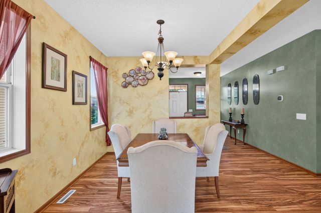 1779 Fescue Court, Shakopee, MN 55379