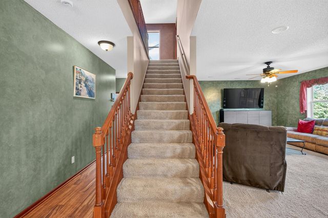 1779 Fescue Court, Shakopee, MN 55379