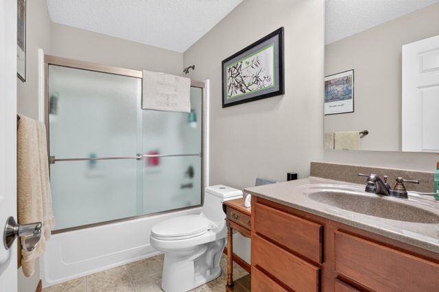 1779 Fescue Court, Shakopee, MN 55379
