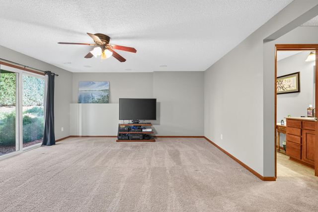 1779 Fescue Court, Shakopee, MN 55379
