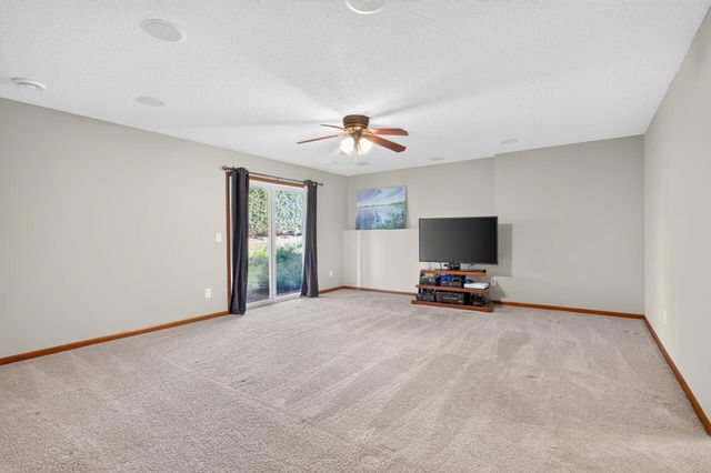 1779 Fescue Court, Shakopee, MN 55379