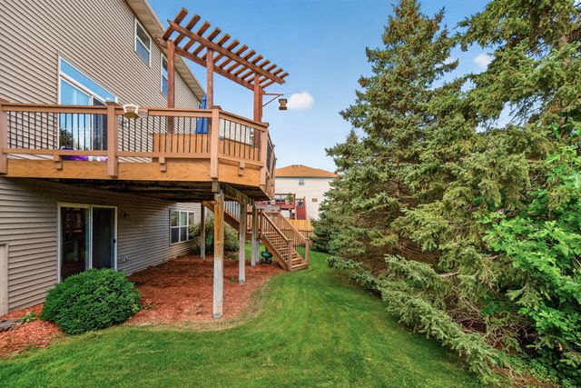1779 Fescue Court, Shakopee, MN 55379