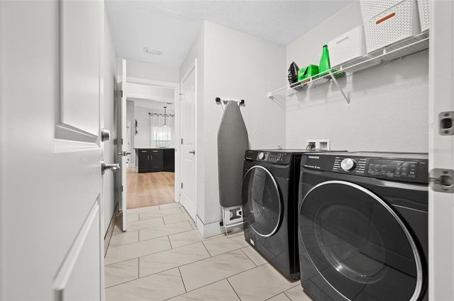 17 WHITE MARSH LANE, Rotonda West, FL 33947