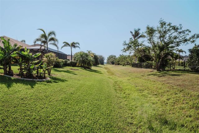 17 WHITE MARSH LANE, Rotonda West, FL 33947