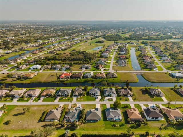 17 WHITE MARSH LANE, Rotonda West, FL 33947