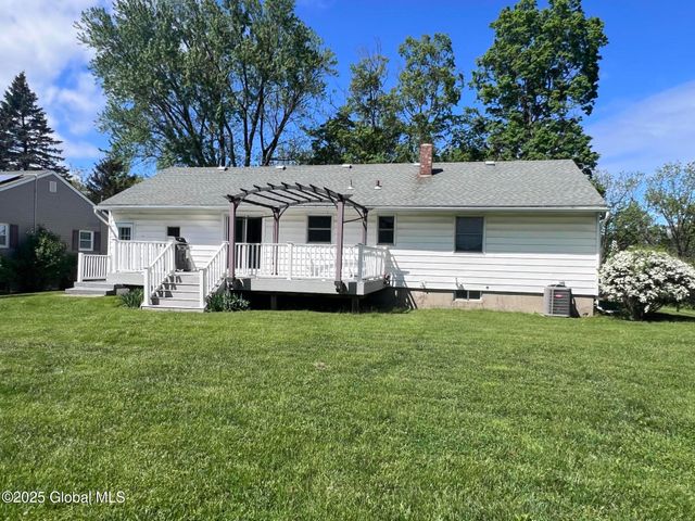 32 Old Sparrowbush Road, Colonie, NY 12110