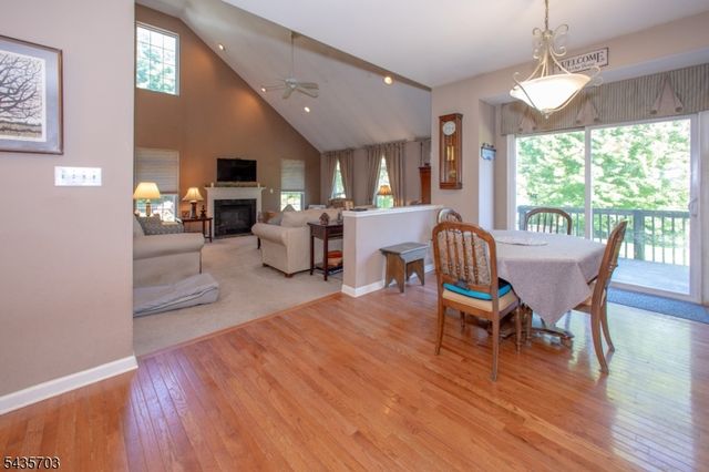6 Eileen Dr, Wantage Twp., NJ 07461