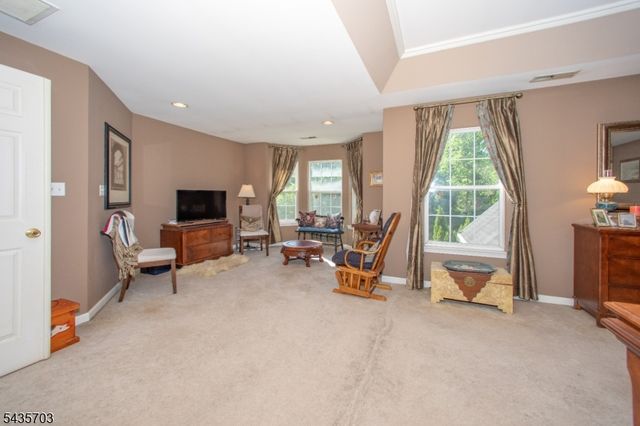 6 Eileen Dr, Wantage Twp., NJ 07461