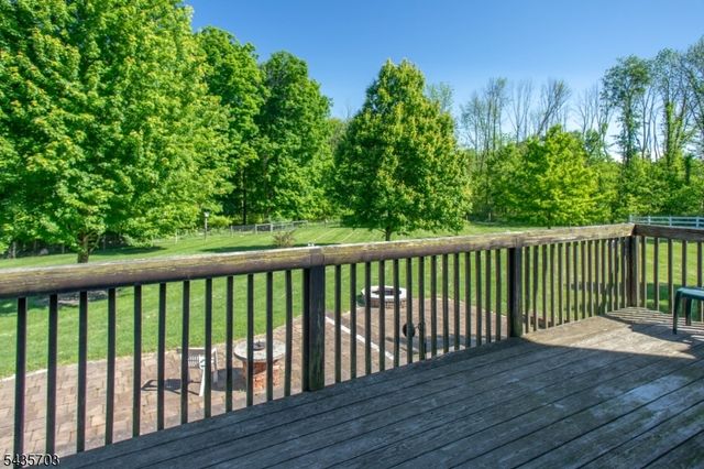 6 Eileen Dr, Wantage Twp., NJ 07461