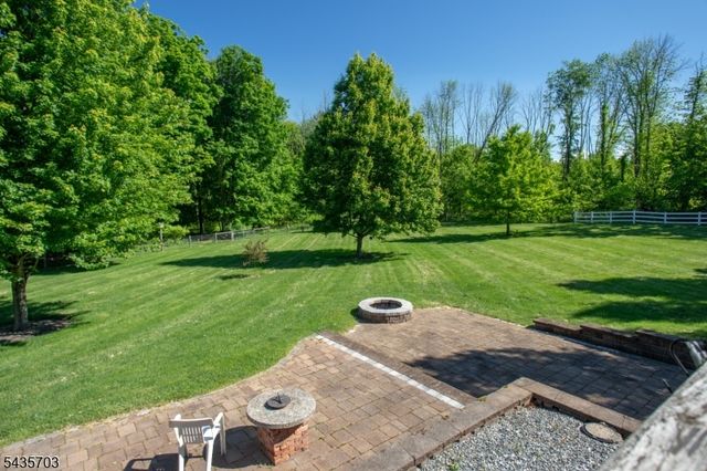 6 Eileen Dr, Wantage Twp., NJ 07461