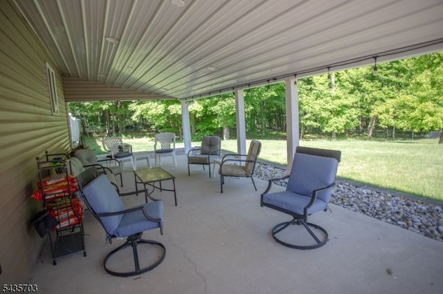6 Eileen Dr, Wantage Twp., NJ 07461