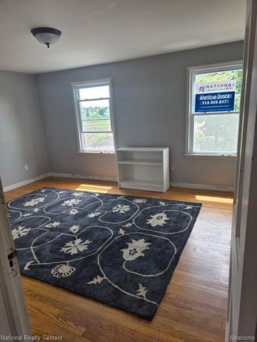 180 Lenox Street, Detroit, MI 48215