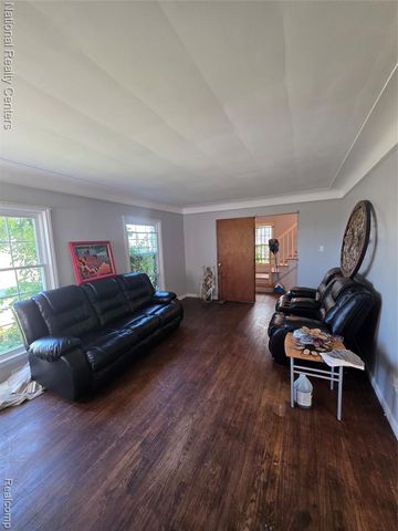 180 Lenox Street, Detroit, MI 48215