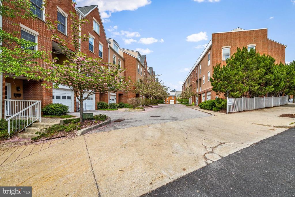 Image 15 of property listing at 2338 CAMBRIDGE WALK, Baltimore, MD 21224
