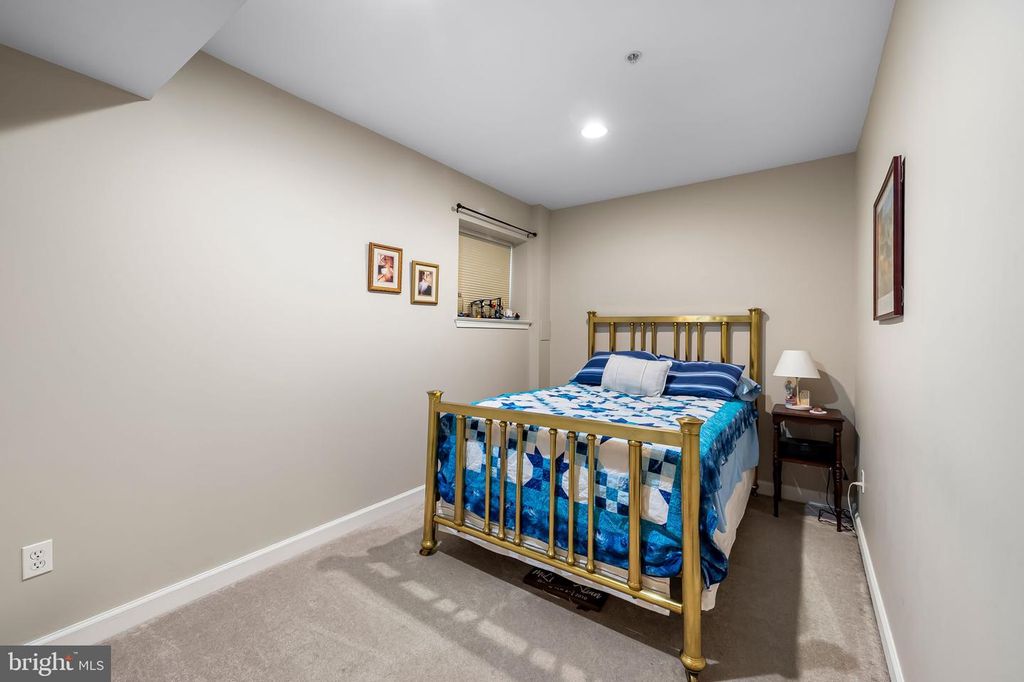 Image 19 of property listing at 2338 CAMBRIDGE WALK, Baltimore, MD 21224