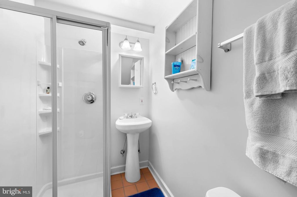 Image 21 of property listing at 2338 CAMBRIDGE WALK, Baltimore, MD 21224