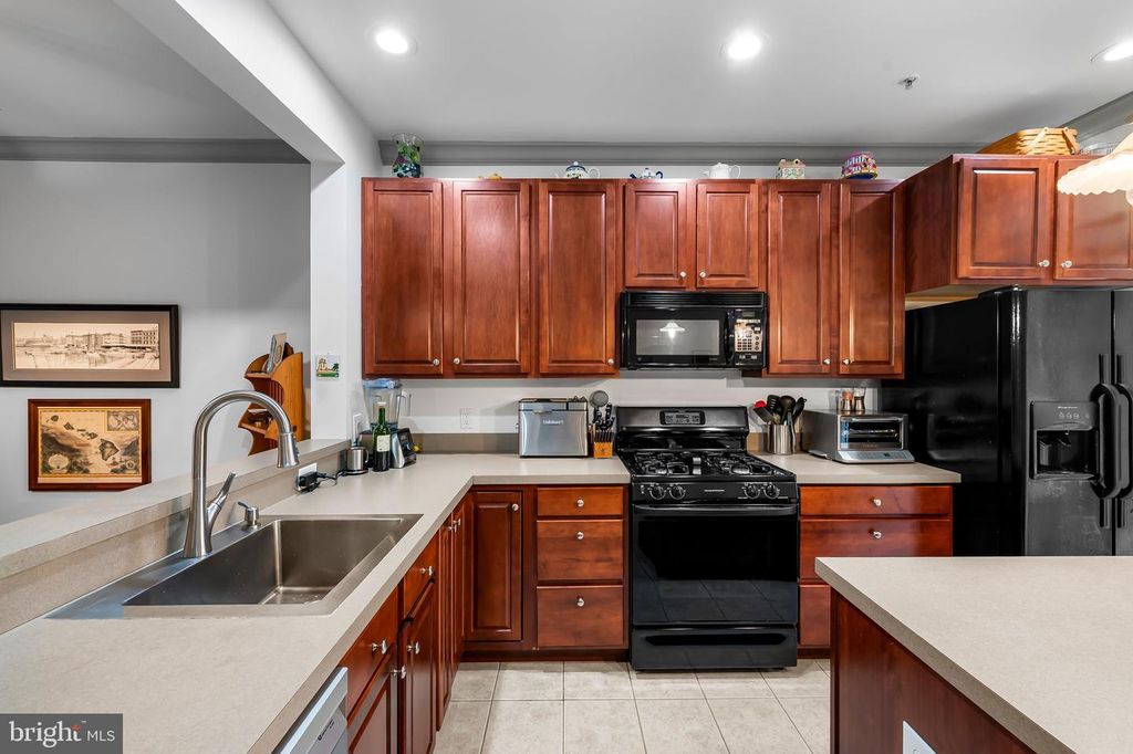 Image 31 of property listing at 2338 CAMBRIDGE WALK, Baltimore, MD 21224