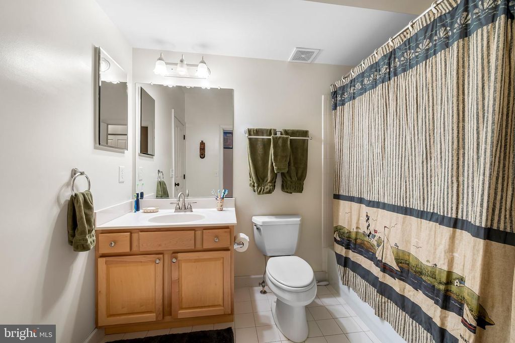 Image 39 of property listing at 2338 CAMBRIDGE WALK, Baltimore, MD 21224