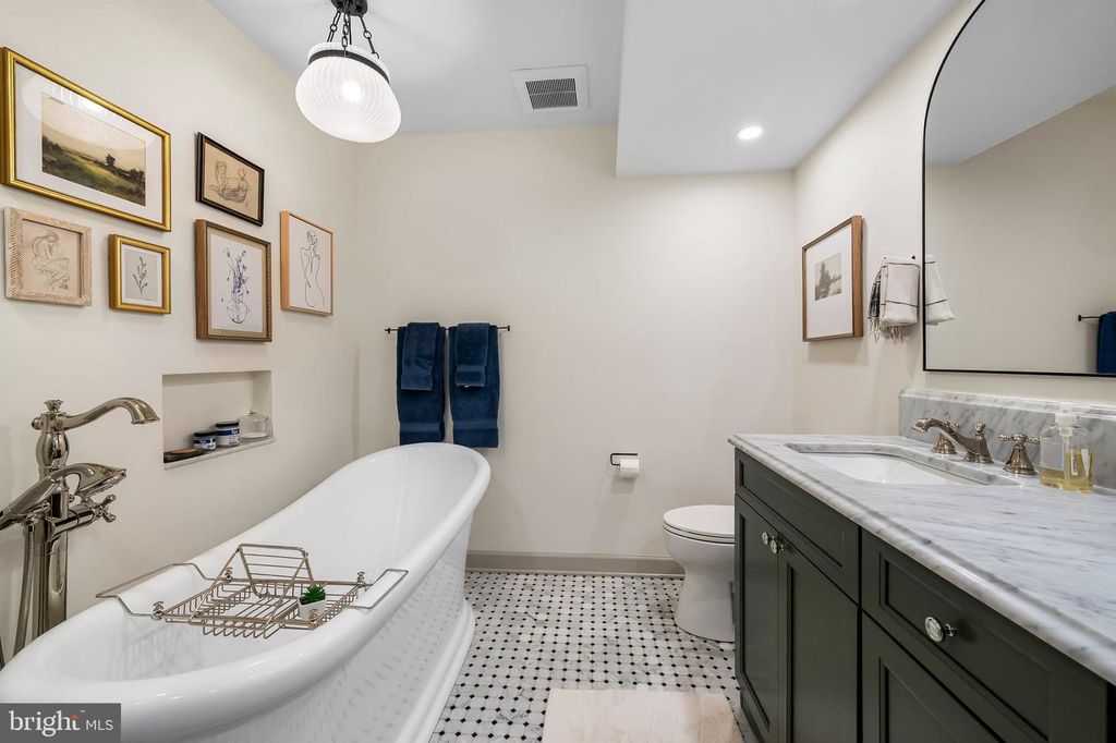 Image 45 of property listing at 2338 CAMBRIDGE WALK, Baltimore, MD 21224