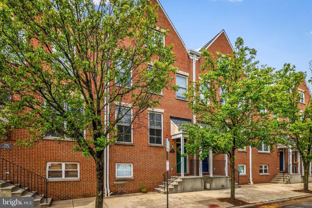 Image 5 of property listing at 2338 CAMBRIDGE WALK, Baltimore, MD 21224