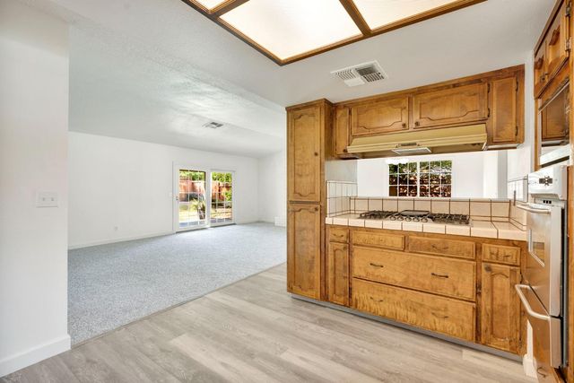 778 W Polson Avenue, Clovis, CA 93612