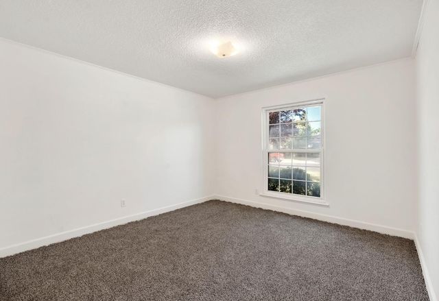 778 W Polson Avenue, Clovis, CA 93612