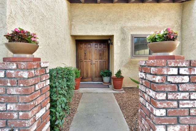 778 W Polson Avenue, Clovis, CA 93612