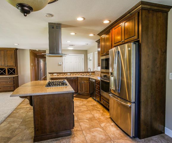 3236 Smathers Way, Carmichael, CA 95608