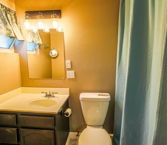 3236 Smathers Way, Carmichael, CA 95608