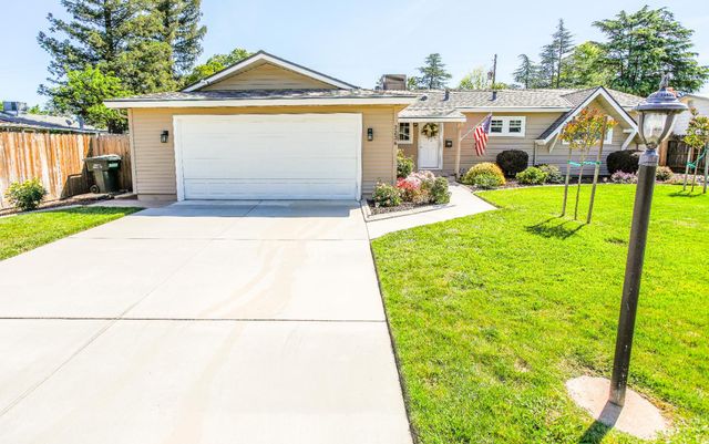 3236 Smathers Way, Carmichael, CA 95608