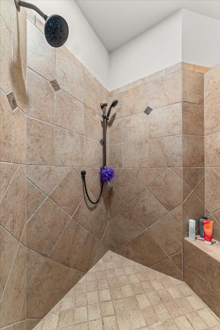 8924 E Clearview Ln, Spokane, WA 99217