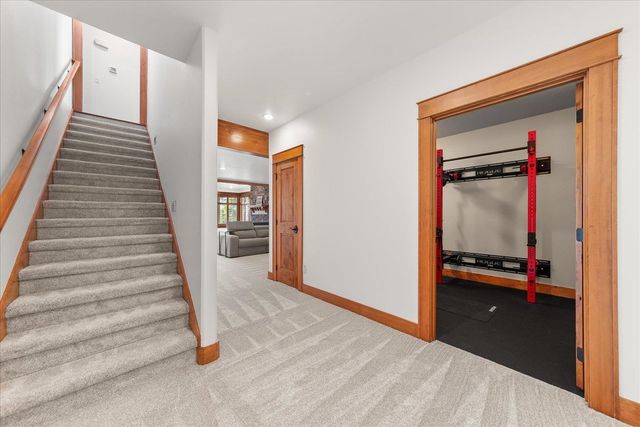 8924 E Clearview Ln, Spokane, WA 99217