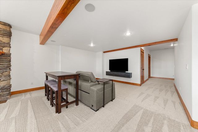 8924 E Clearview Ln, Spokane, WA 99217