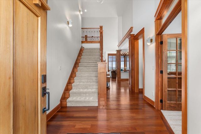 8924 E Clearview Ln, Spokane, WA 99217